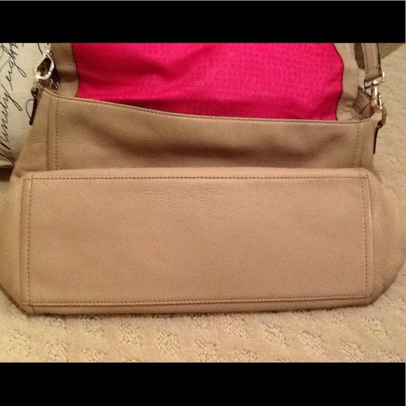🎉Make reasonable offer! Kate Spade  purse - Picture 6 of 8